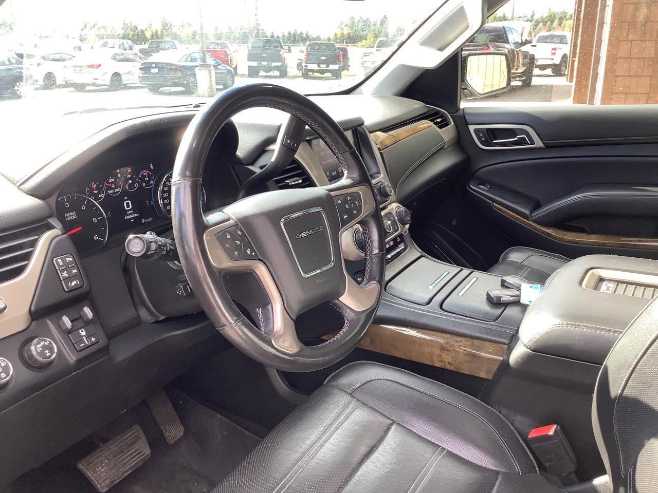2017 GMC Yukon Denali Hayden ID