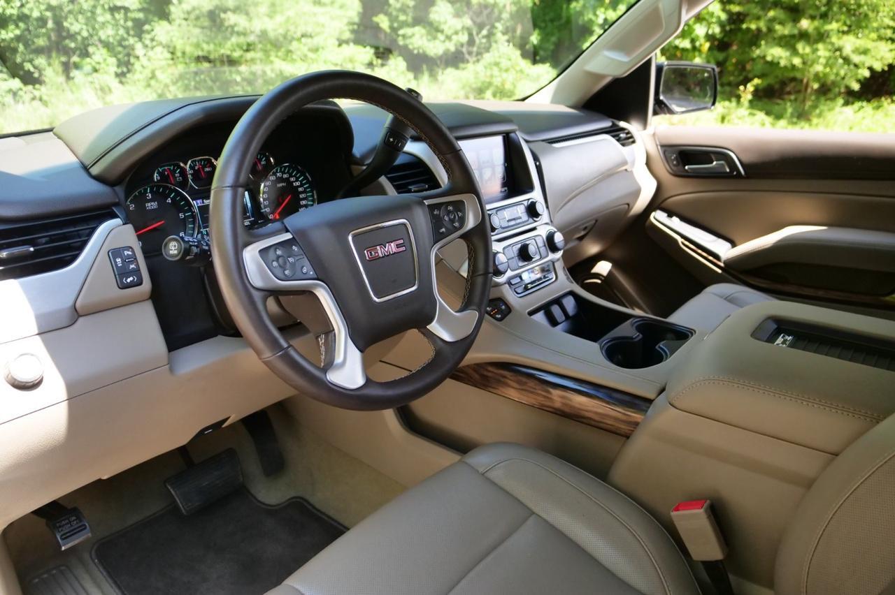 2017 GMC Yukon SLT / 5.3L V8 / Azara Wheels / Vented Seats / Third Row! Lincolnton NC