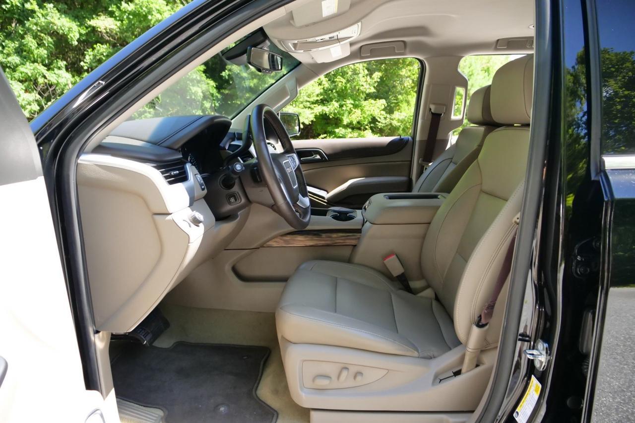 2017 GMC Yukon SLT / 5.3L V8 / Azara Wheels / Vented Seats / Third Row! Lincolnton NC