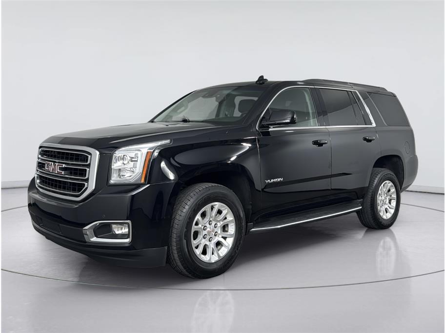 2017 GMC Yukon SLT Sport Utility 4D