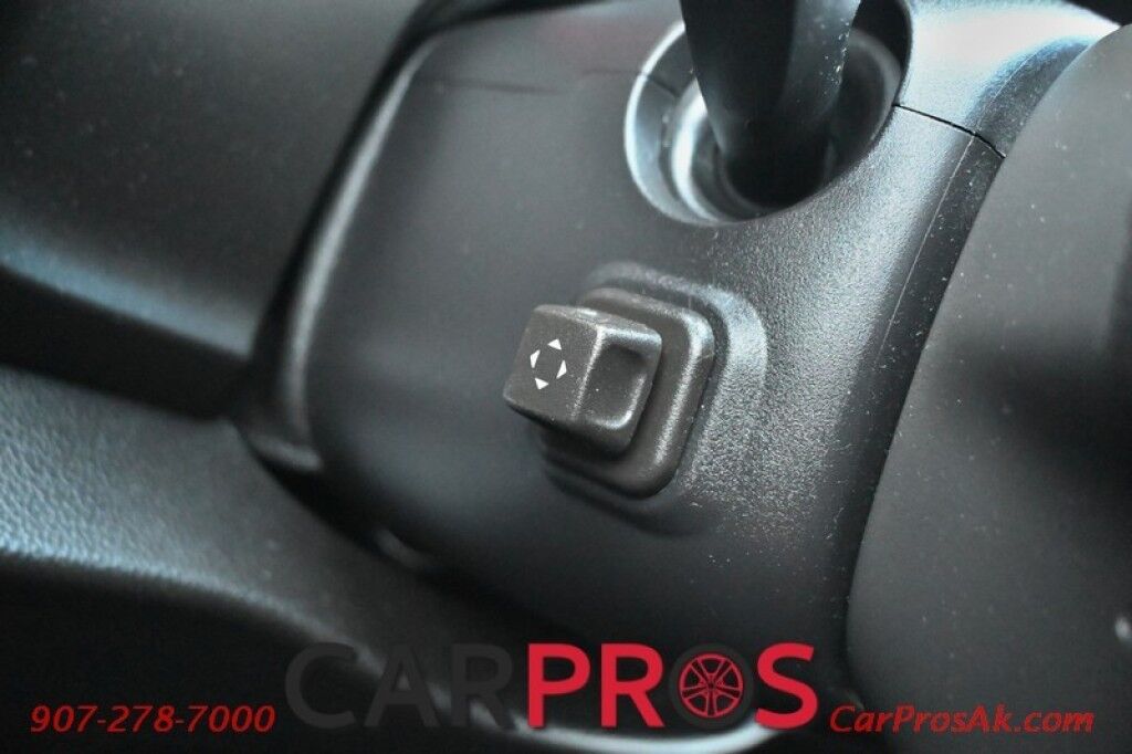 2017 GMC Yukon XL Denali - 6.2L V8 - 4X4 - Heated & Cooled Front Leather Seats - Push To Start - Auto Start - HUD - NAV - Backup Camera - Sunroof - 3rd Row - Seats 7 - Rear Entertainment System - Bose Speakers - Roof Rack - Running Boards - Tow Pkg - 1 Owner Anchorage AK