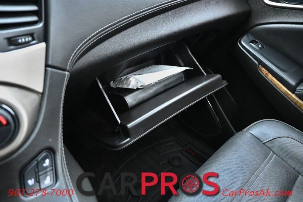 2017 GMC Yukon XL Denali - 6.2L V8 - 4X4 - Heated & Cooled Front Leather Seats - Push To Start - Auto Start - HUD - NAV - Backup Camera - Sunroof - 3rd Row - Seats 7 - Rear Entertainment System - Bose Speakers - Roof Rack - Running Boards - Tow Pkg - 1 Owner Anchorage AK