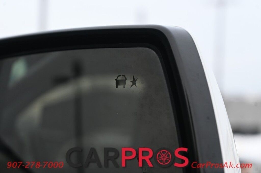 2017 GMC Yukon XL Denali - 6.2L V8 - 4X4 - Heated & Cooled Front Leather Seats - Push To Start - Auto Start - HUD - NAV - Backup Camera - Sunroof - 3rd Row - Seats 7 - Rear Entertainment System - Bose Speakers - Roof Rack - Running Boards - Tow Pkg - 1 Owner Anchorage AK