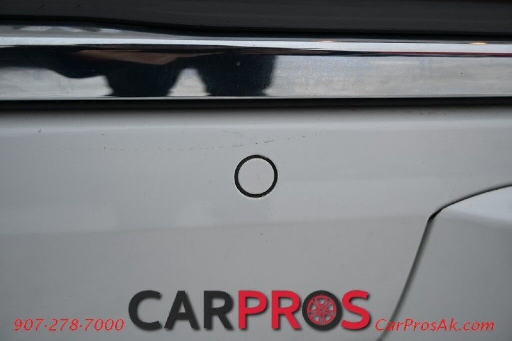 2017 GMC Yukon XL Denali - 6.2L V8 - 4X4 - Heated & Cooled Front Leather Seats - Push To Start - Auto Start - HUD - NAV - Backup Camera - Sunroof - 3rd Row - Seats 7 - Rear Entertainment System - Bose Speakers - Roof Rack - Running Boards - Tow Pkg - 1 Owner Anchorage AK