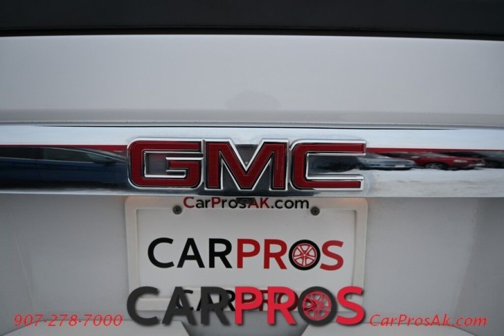 2017 GMC Yukon XL Denali - 6.2L V8 - 4X4 - Heated & Cooled Front Leather Seats - Push To Start - Auto Start - HUD - NAV - Backup Camera - Sunroof - 3rd Row - Seats 7 - Rear Entertainment System - Bose Speakers - Roof Rack - Running Boards - Tow Pkg - 1 Owner Anchorage AK