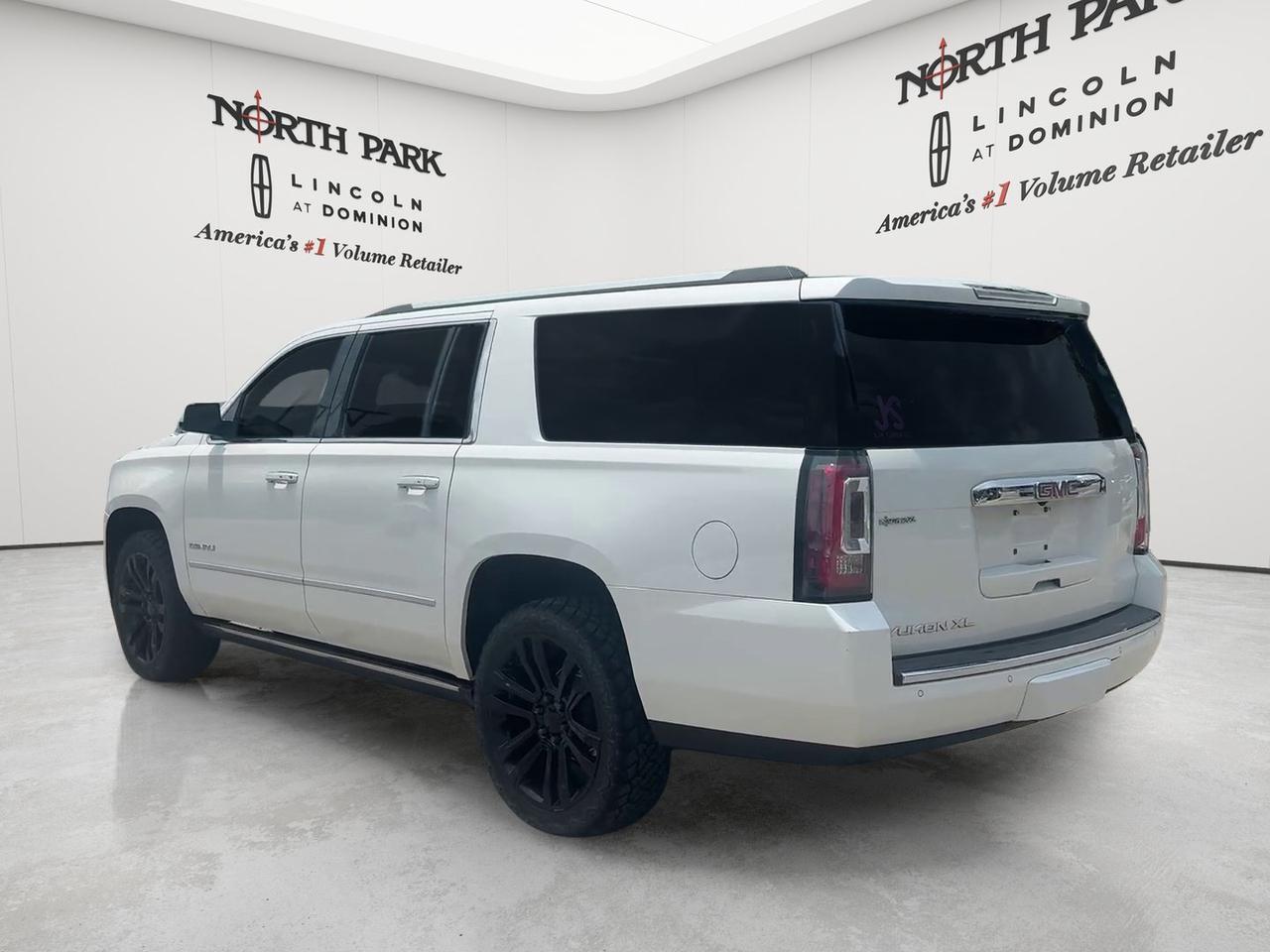 2017 GMC Yukon XL Denali