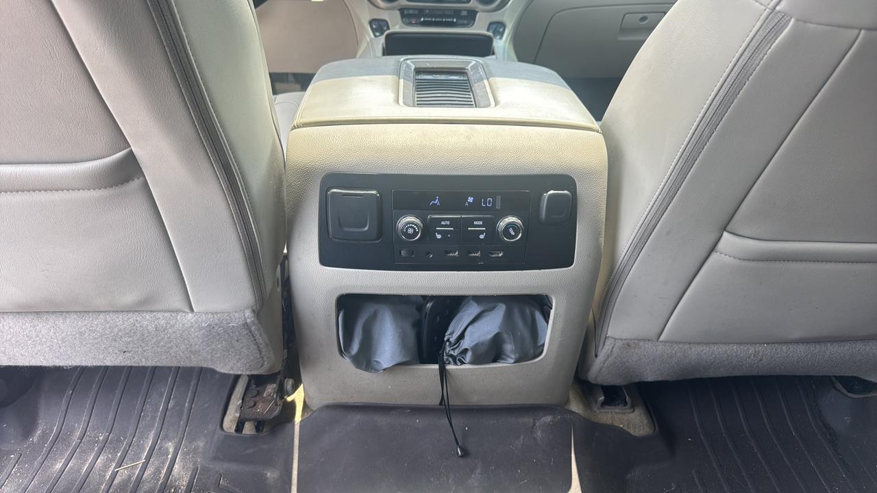 2017 GMC Yukon XL Denali