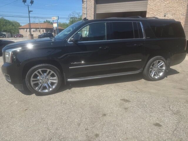 2017 GMC Yukon XL SLT