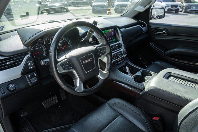 2017 GMC Yukon XL SLT  Selma TX