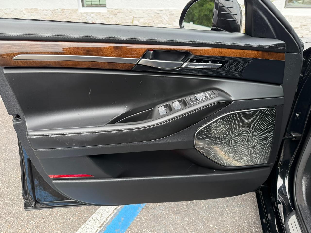 2017 Genesis G90 3.3T Premium RWD Jacksonville FL