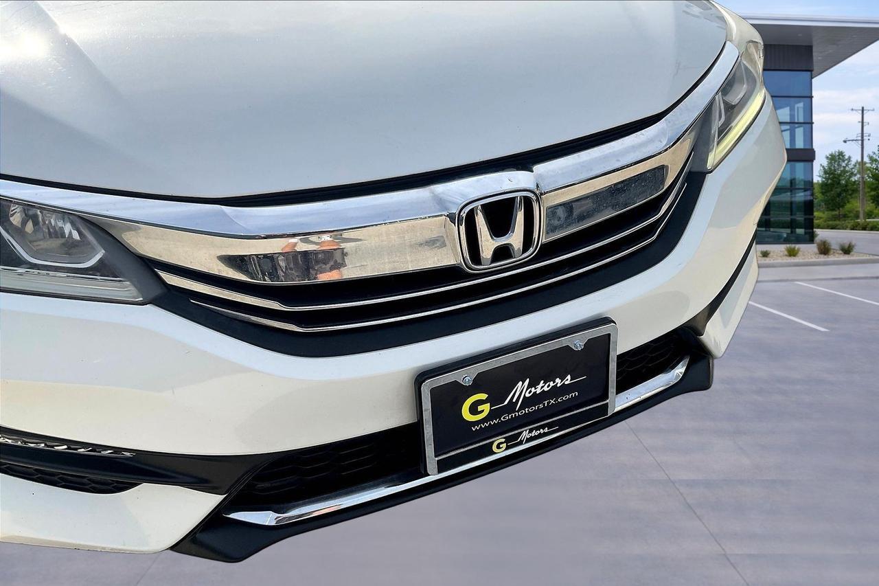 2017 HONDA ACCORD EX Houston TX