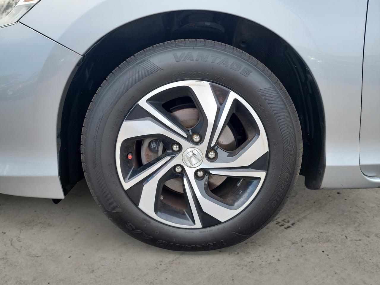 2017 HONDA ACCORD LX LX Kansas City MO