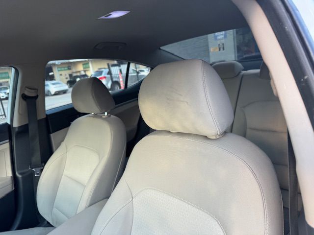 2017 HYUNDAI ELANTRA SE Grand Prairie TX