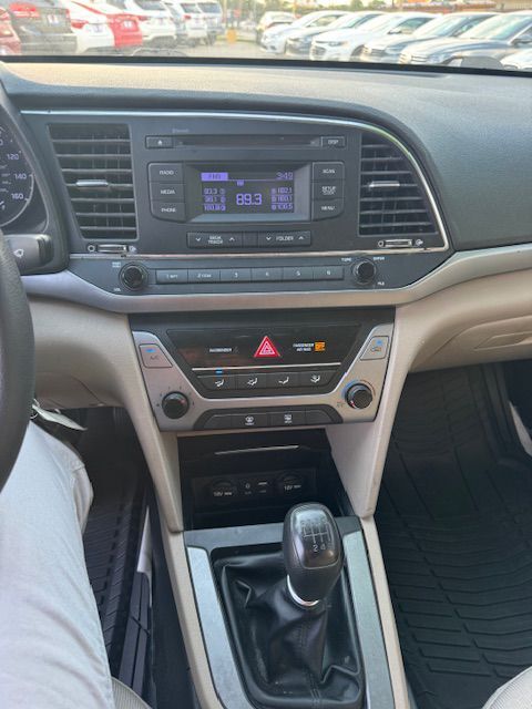 2017 HYUNDAI ELANTRA SE Grand Prairie TX