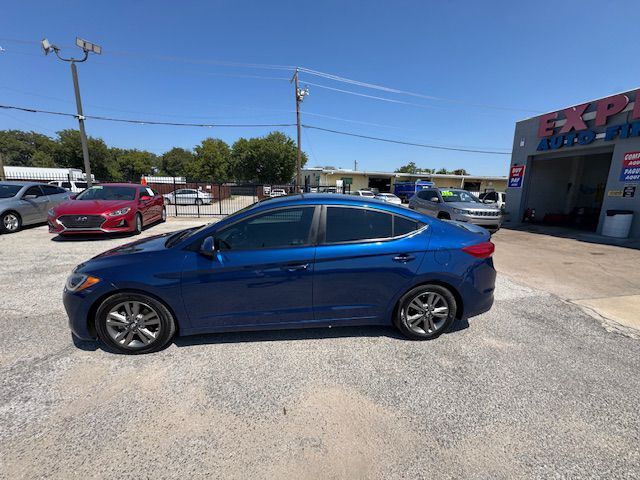 2017 HYUNDAI ELANTRA SE Grand Prairie TX