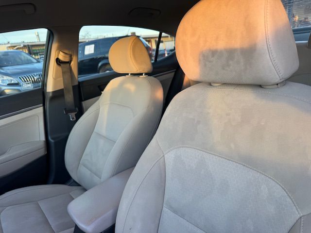 2017 HYUNDAI ELANTRA SE Grand Prairie TX