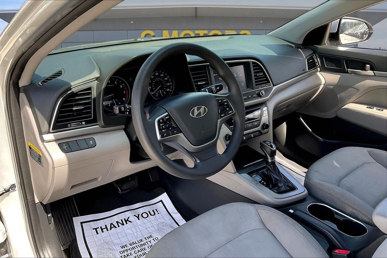 2017 HYUNDAI ELANTRA SE SILVER at Delta Auto Alliance