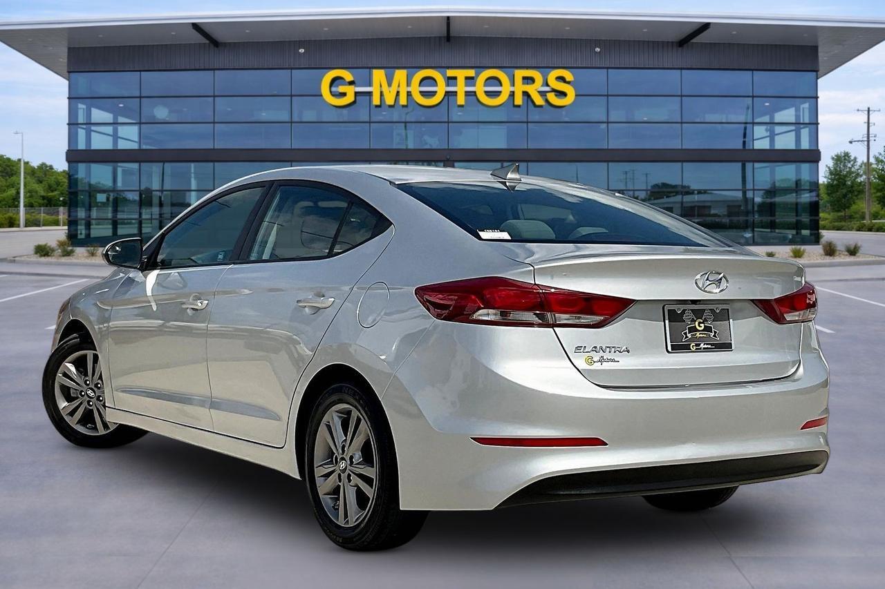 2017 HYUNDAI ELANTRA SE SILVER at Delta Auto Alliance