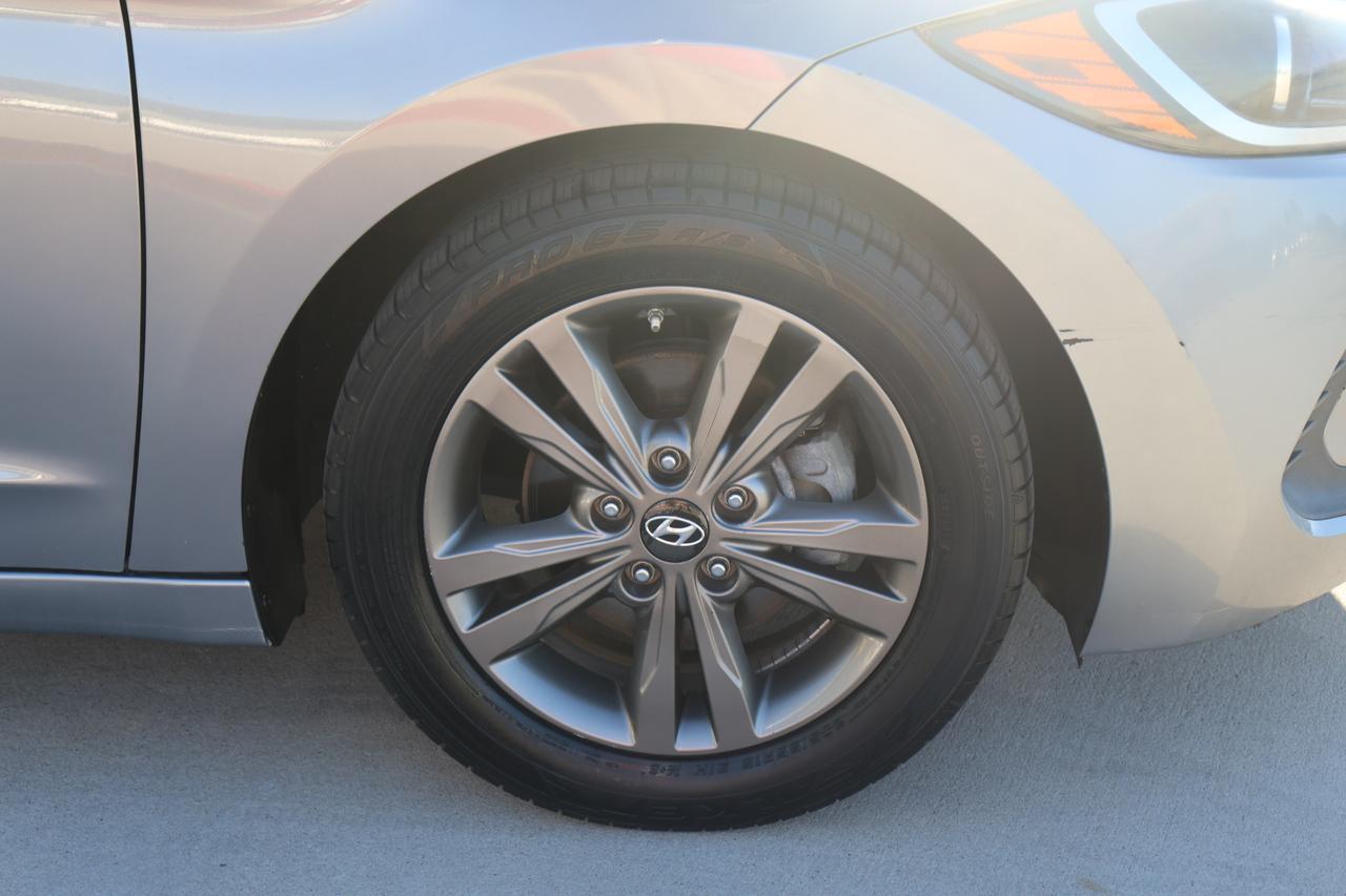 2017 HYUNDAI ELANTRA SE Houston TX