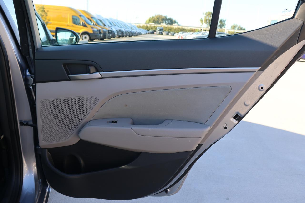 2017 HYUNDAI ELANTRA SE Houston TX