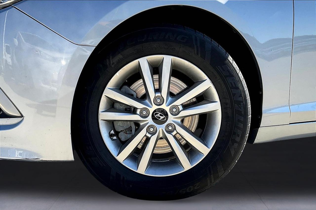 2017 HYUNDAI SONATA SE Houston TX