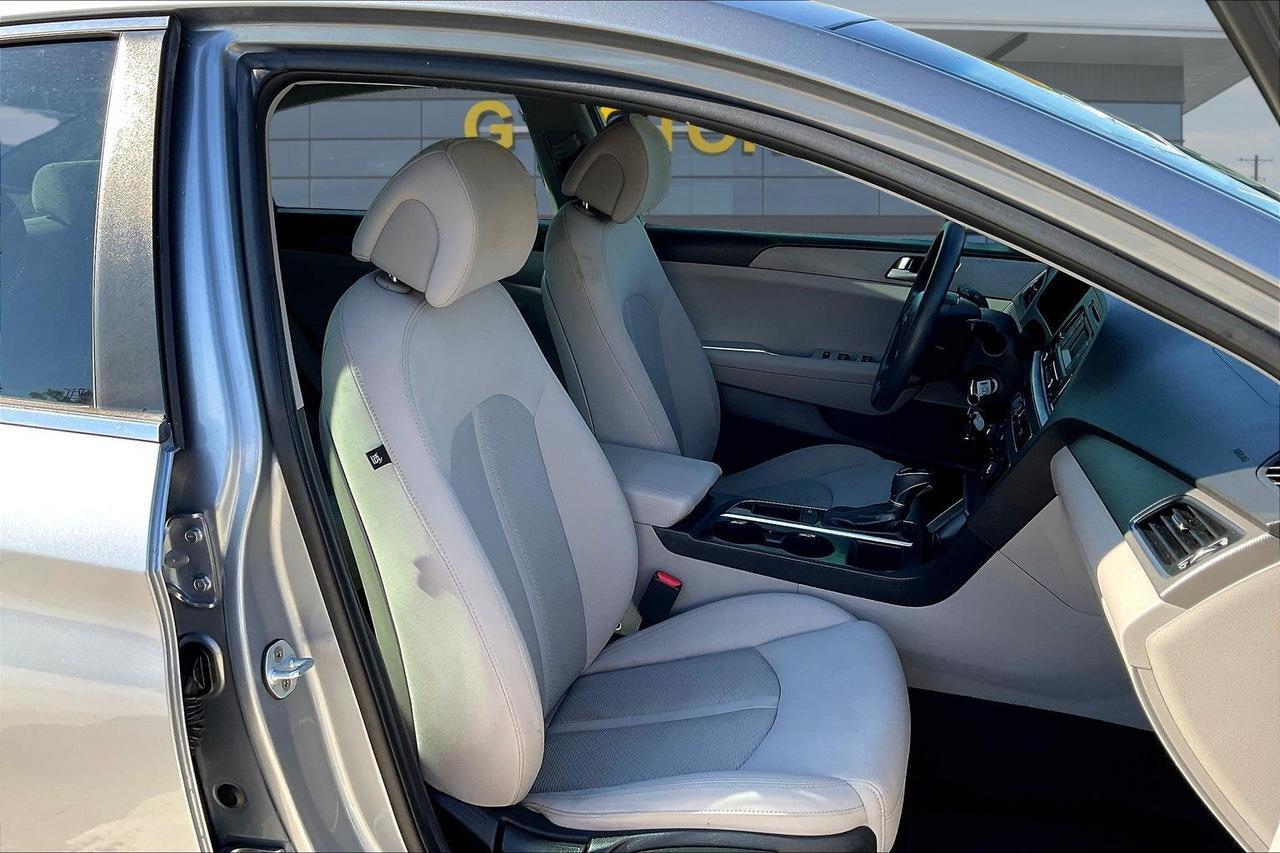 2017 HYUNDAI SONATA SE Houston TX