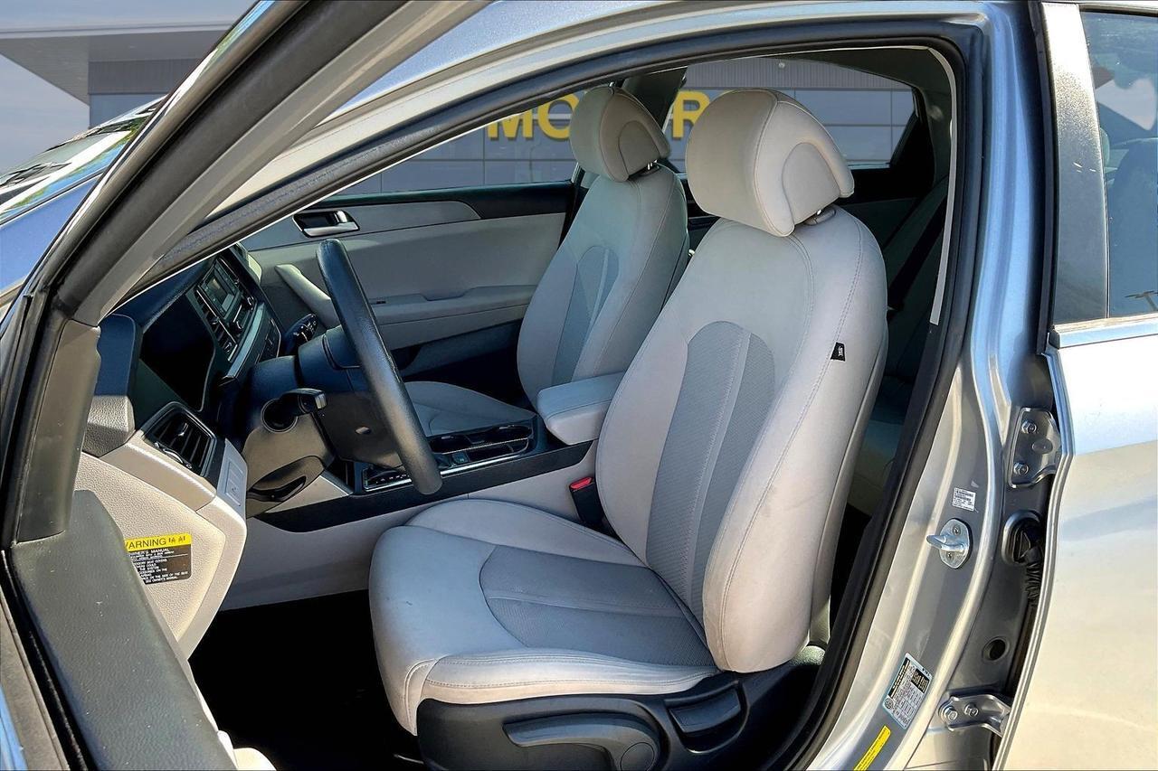 2017 HYUNDAI SONATA SE Houston TX