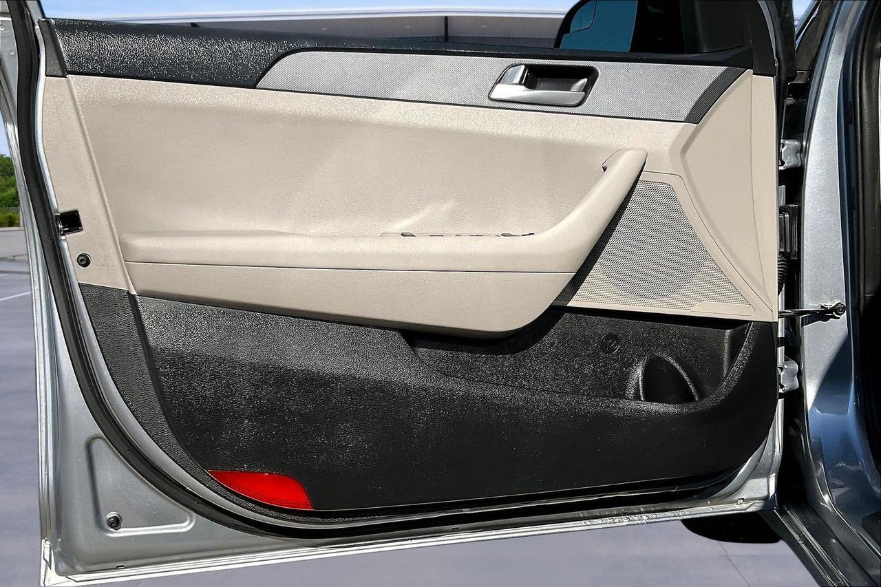 2017 HYUNDAI SONATA SE Houston TX