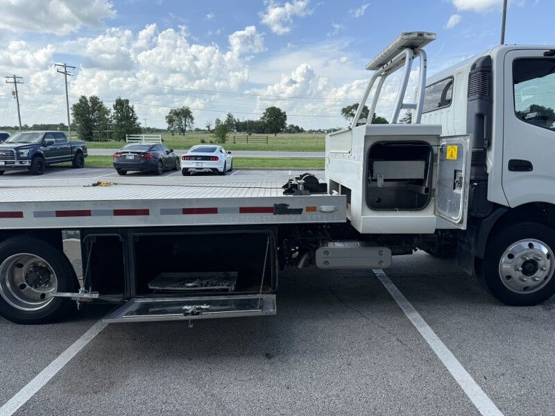 2017 Hino 195 Diesel Rollback Wrecker Collinsville OK