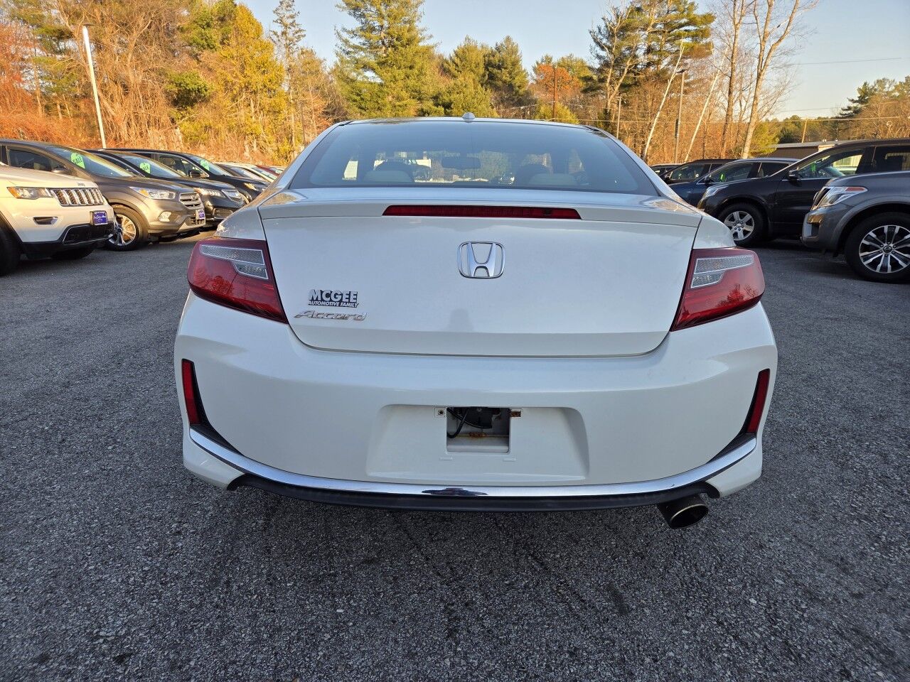 2017 Honda Accord EX-L photo 4