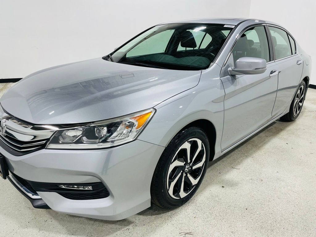 2017 Honda Accord EX-L photo 7