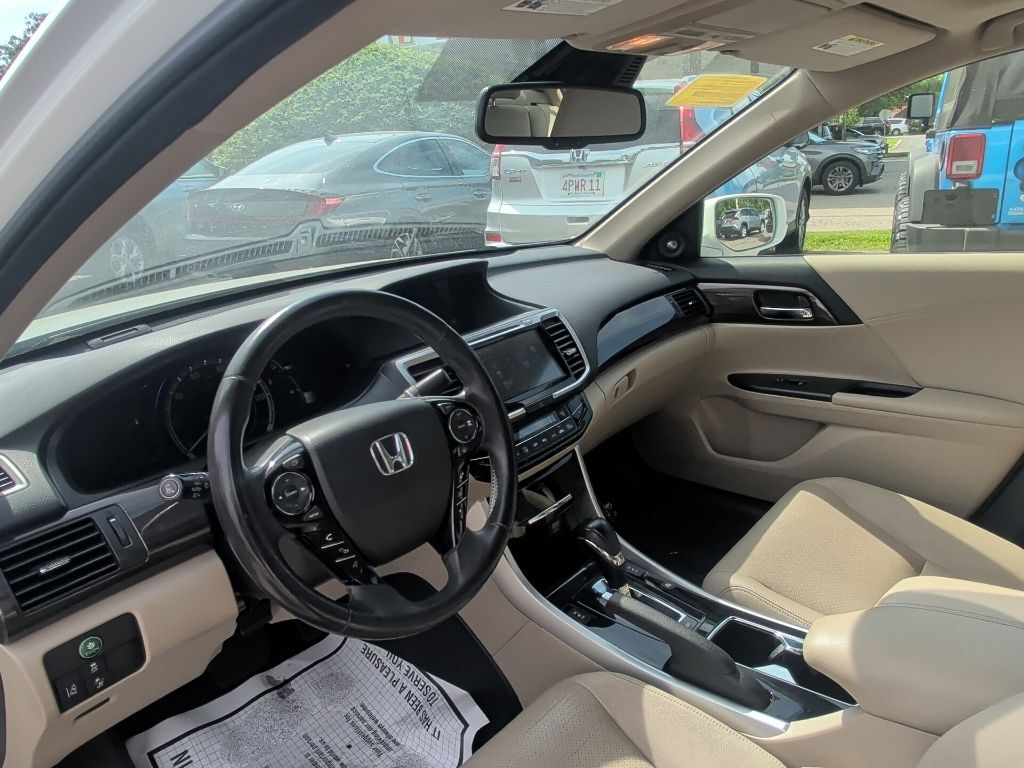 2017 Honda Accord Hybrid EX-L Worcester MA