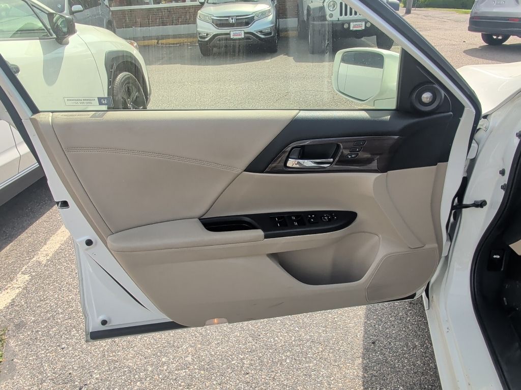 2017 Honda Accord Hybrid EX-L Worcester MA