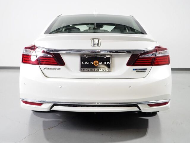 2017 Honda Accord Hybrid Touring *NAVIGATION, ADAPTIVE CRUISE, SAFETY ALERTS, BACKUP-CAMERA, COLOR TOUCHSCREEN, MOONROOF, LEATHER, HEATED SEATS, KEYLESS ENTRY, ANDROID & APPLE Round Rock TX