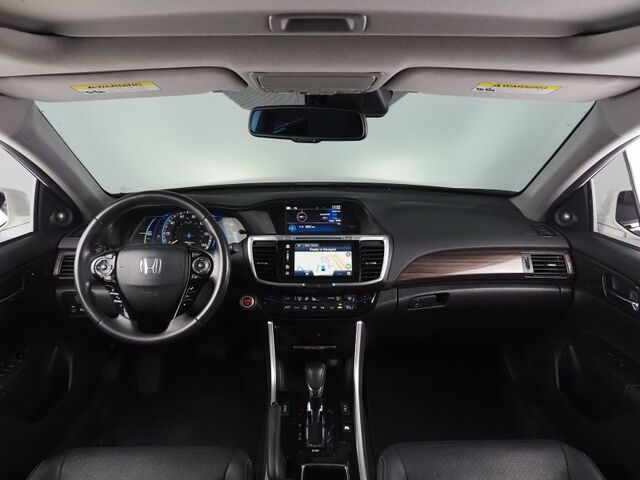 2017 Honda Accord Hybrid Touring *NAVIGATION, ADAPTIVE CRUISE, SAFETY ALERTS, BACKUP-CAMERA, COLOR TOUCHSCREEN, MOONROOF, LEATHER, HEATED SEATS, KEYLESS ENTRY, ANDROID & APPLE Round Rock TX