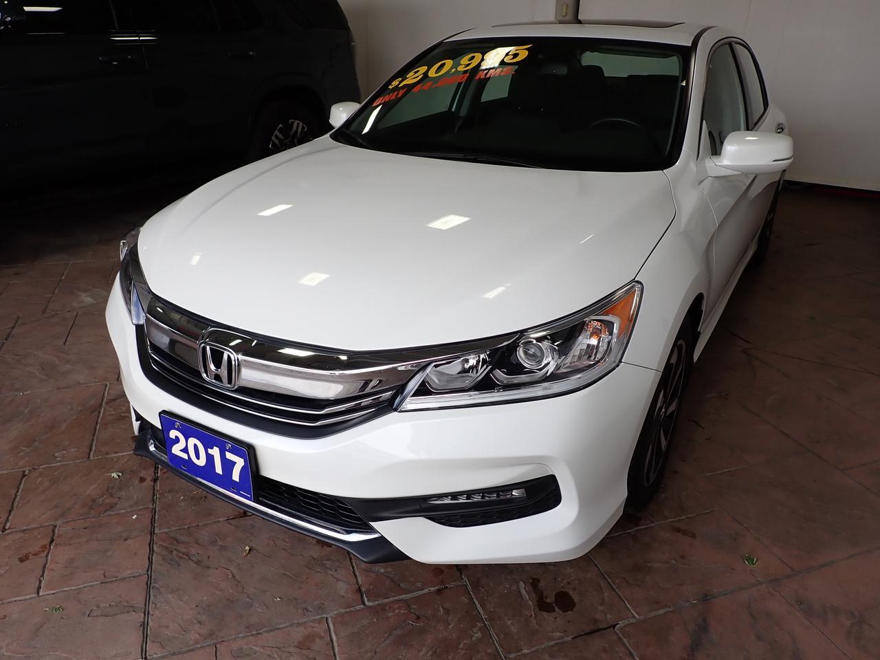 2017 Honda Accord Sedan EX-L 4DR LEATHER SUNROOF Listowel ON
