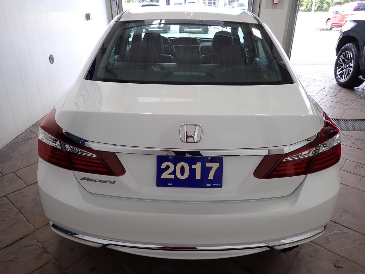 2017 Honda Accord Sedan EX-L 4DR LEATHER SUNROOF Listowel ON