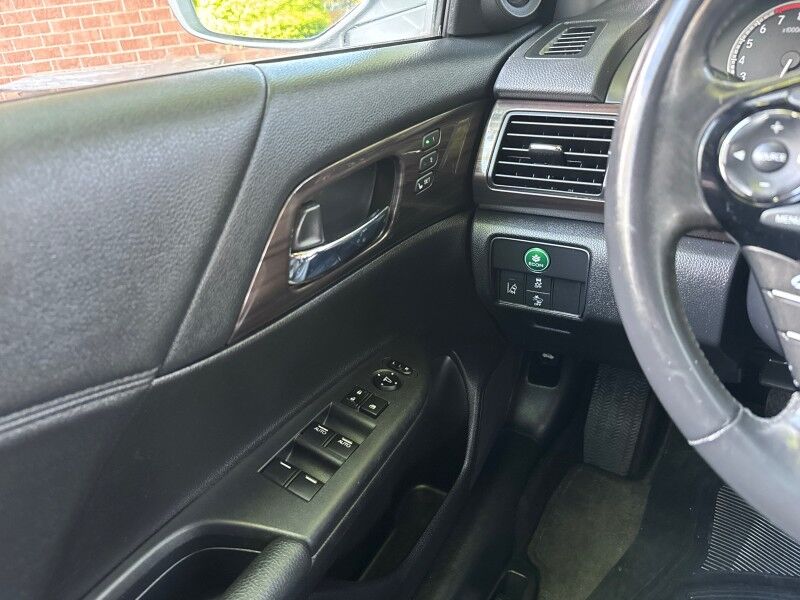 2017 Honda Accord Sedan EX-L FWD with Navigation and Honda Sensing Arlington VA