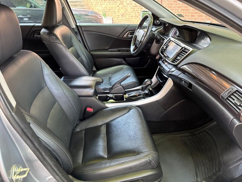 2017 Honda Accord Sedan EX-L FWD with Navigation and Honda Sensing Arlington VA
