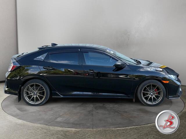 2017 Honda Civic Hatchback Sport photo 8