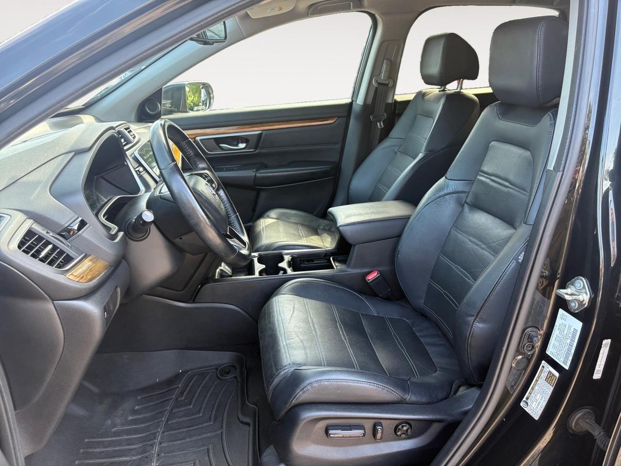 2017 Honda CR-V EX-L, POWER LIFTGATE, SUNROOF, HEATED SEATS, PUSH BUTTON START, TURN SIGNAL INDICATOR, LOW MILEAGE, TAKE THE WHOLE FAMILY ON A TRIP IN THIS CR-V Virginia Beach VA
