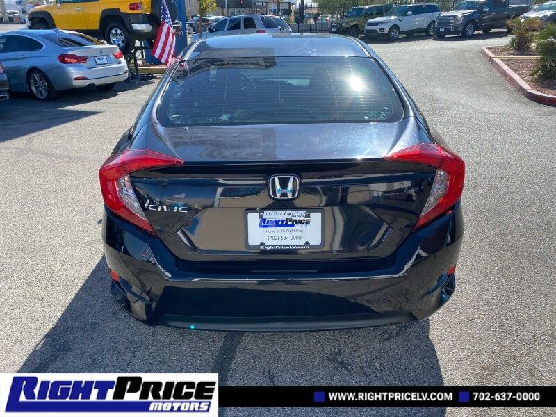 2017 Honda Civic LX photo 4
