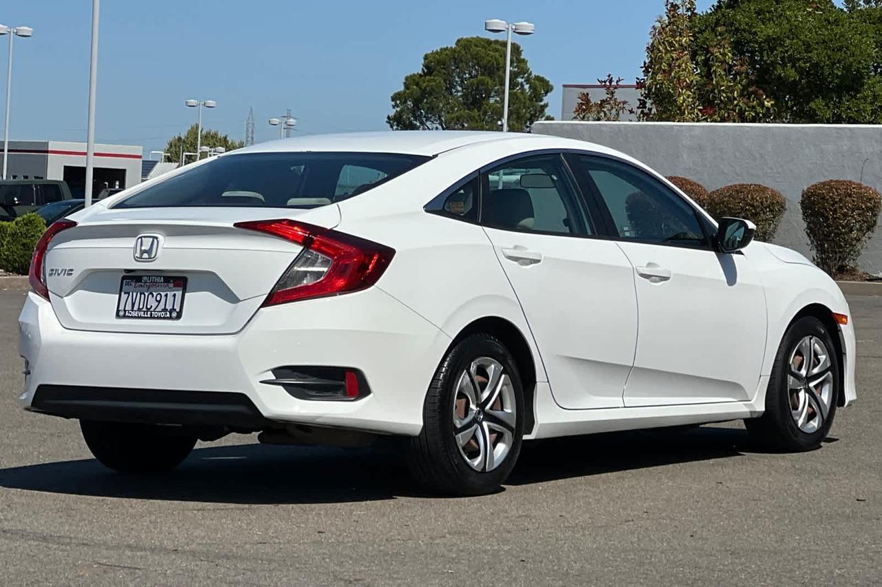2017 Honda Civic Sedan LX