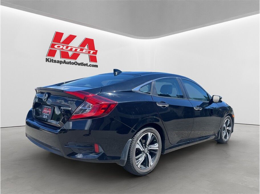 2017 Honda Civic Touring Sedan 4D