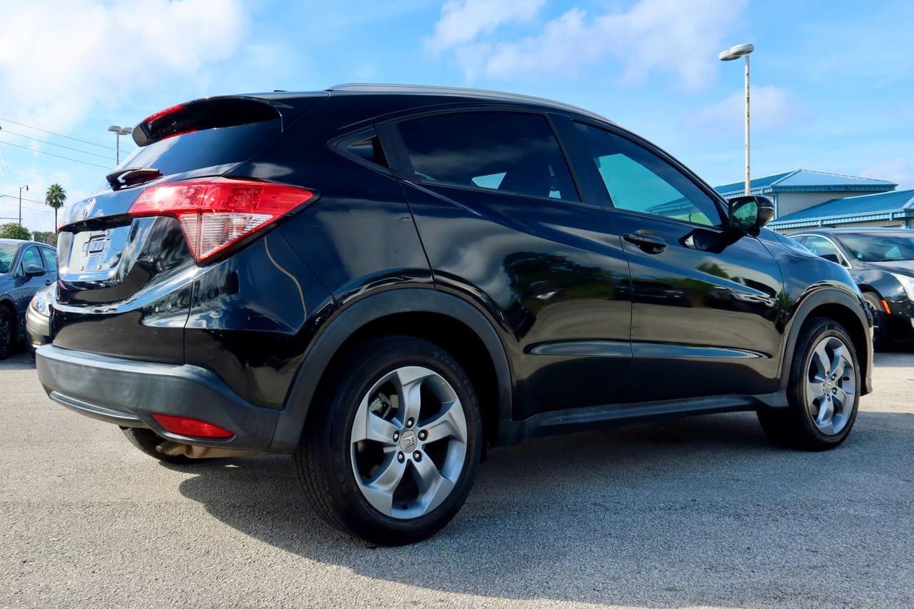 2017 Honda HR-V EX-L w/Navigation Sport Utility 4D