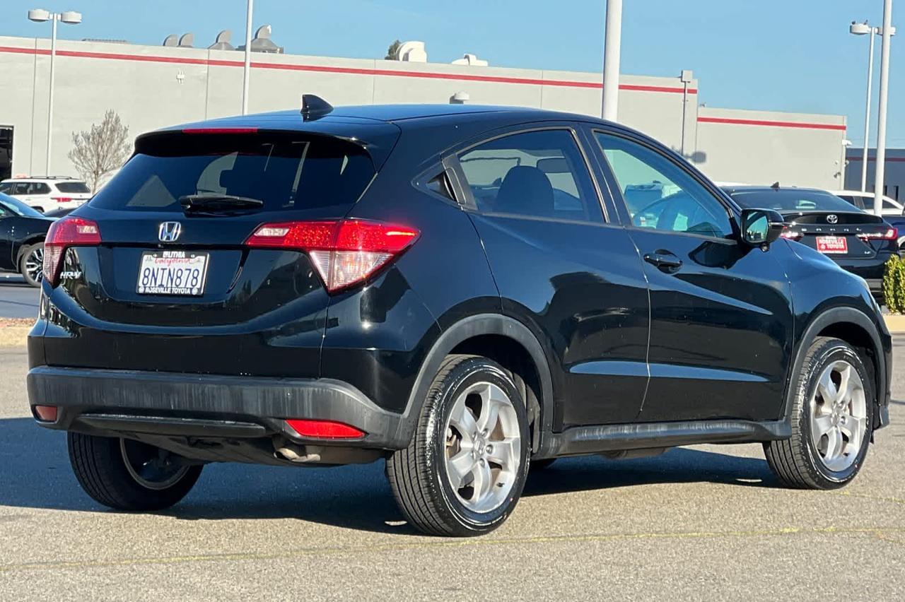 2017 Honda HR-V EX