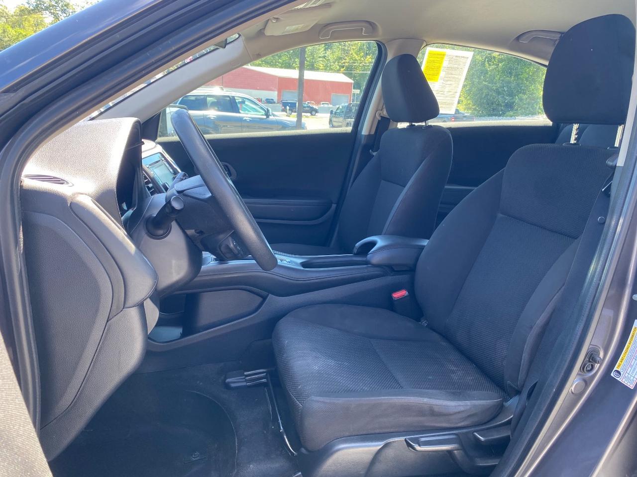 2017 Honda HR-V LX Charlton MA