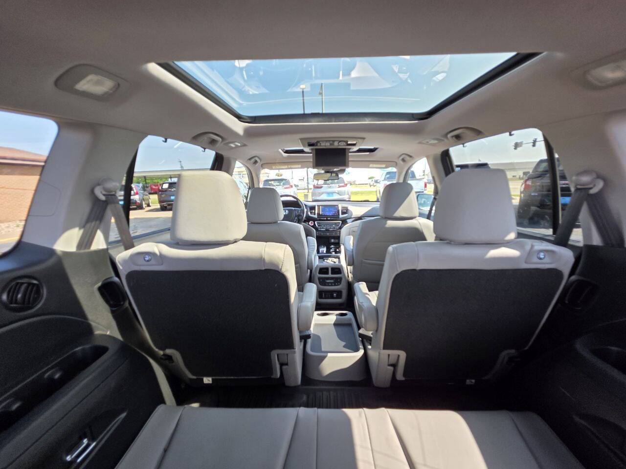2017 Honda Pilot Elite AWD 4dr SUV Eldridge IA