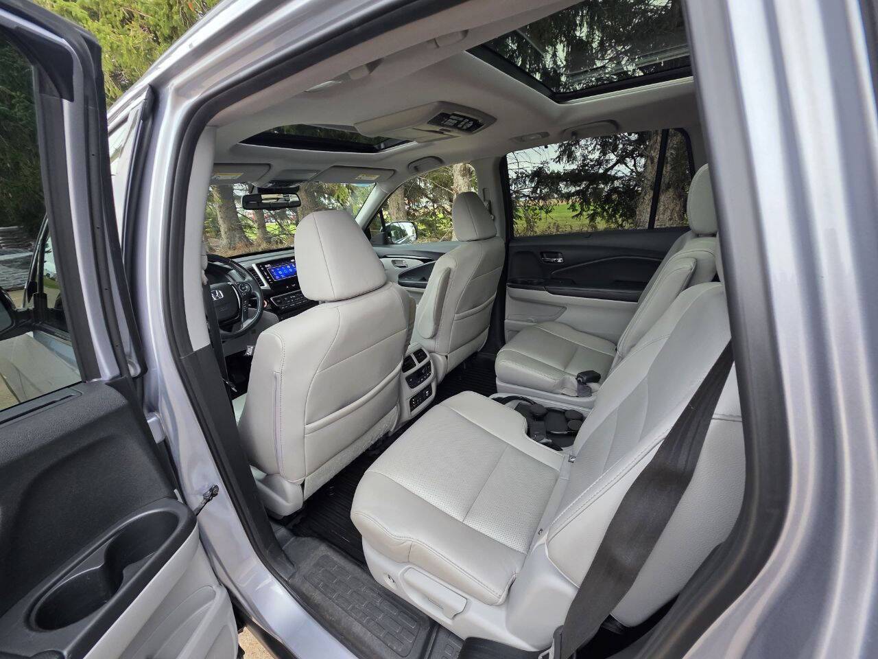 2017 Honda Pilot Elite AWD 4dr SUV Eldridge IA