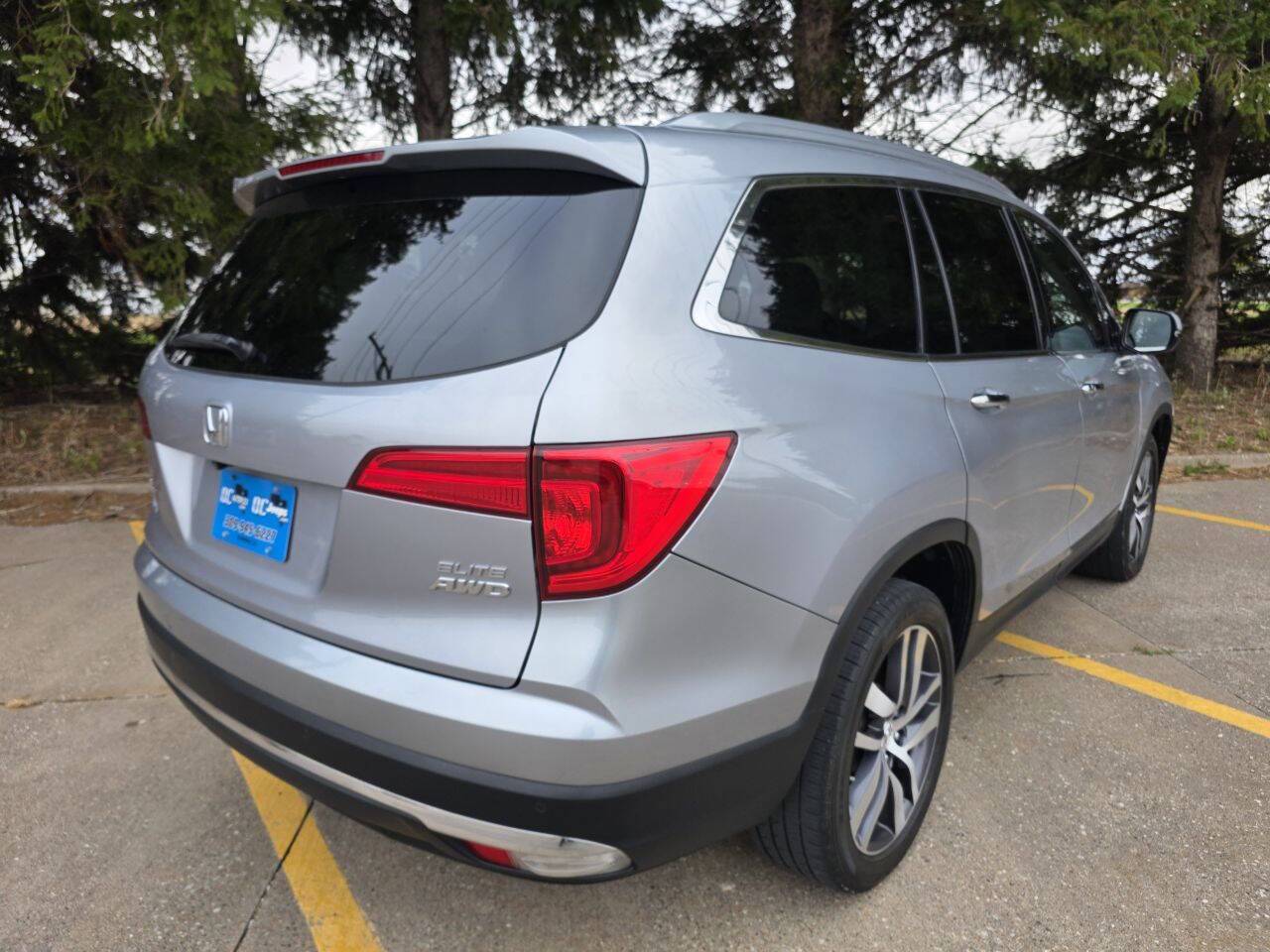 2017 Honda Pilot Elite AWD 4dr SUV Eldridge IA